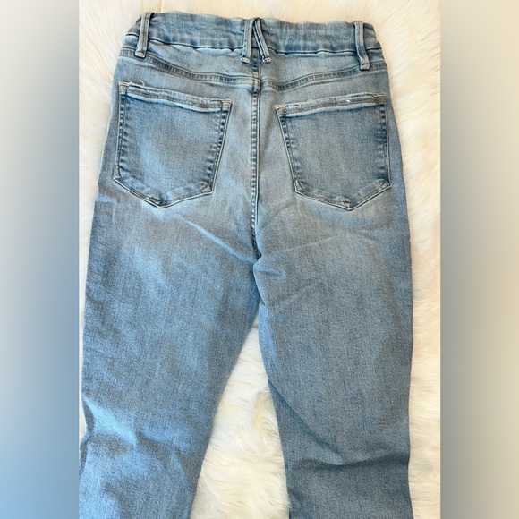 Good American Distressed Jeans - Picture 4 of 5